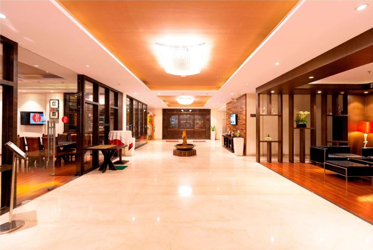 Hotel Ramada Neemrana Extérieur photo